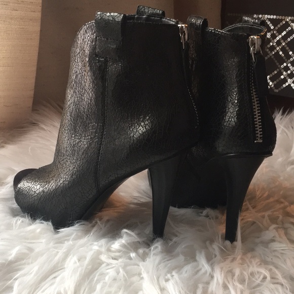 Nine West open toe booties - Picture 1 of 4
